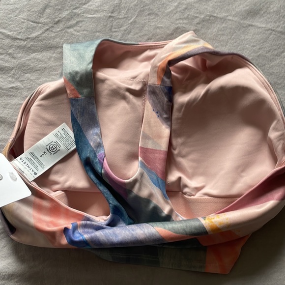 Athleta Conscious Crop d-dd Watercolor - Picture 9 of 9